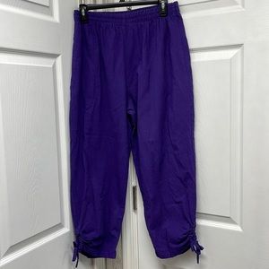 B’ Gauze Solid Purple Cotton Capri Pants